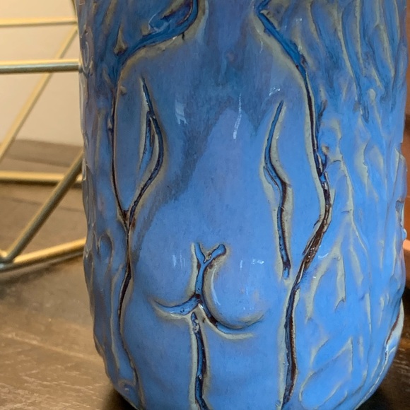 ANA LEMUS Pottery Cup - Picture 9 of 14